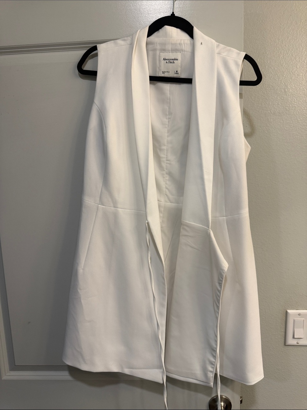 Abercrombie & Fitch White Open Front Draped Vest